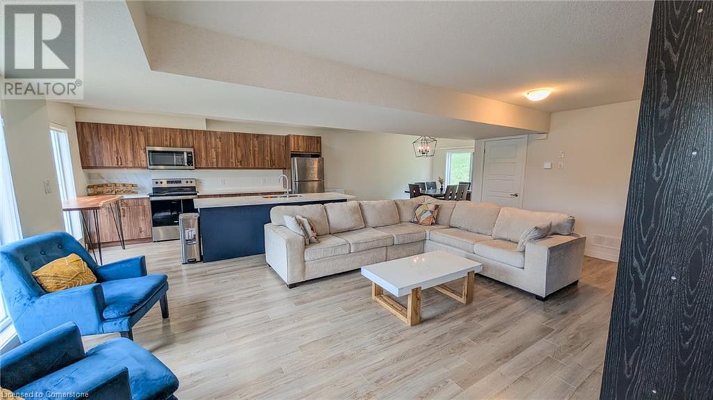 326 S FOUNTAIN Street S, Cambridge, Ontario