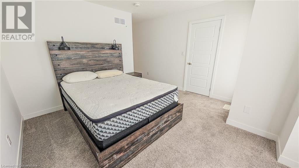 326 S Fountain Street S, Cambridge, Ontario  N3H 1J3 - Photo 6 - 40743887