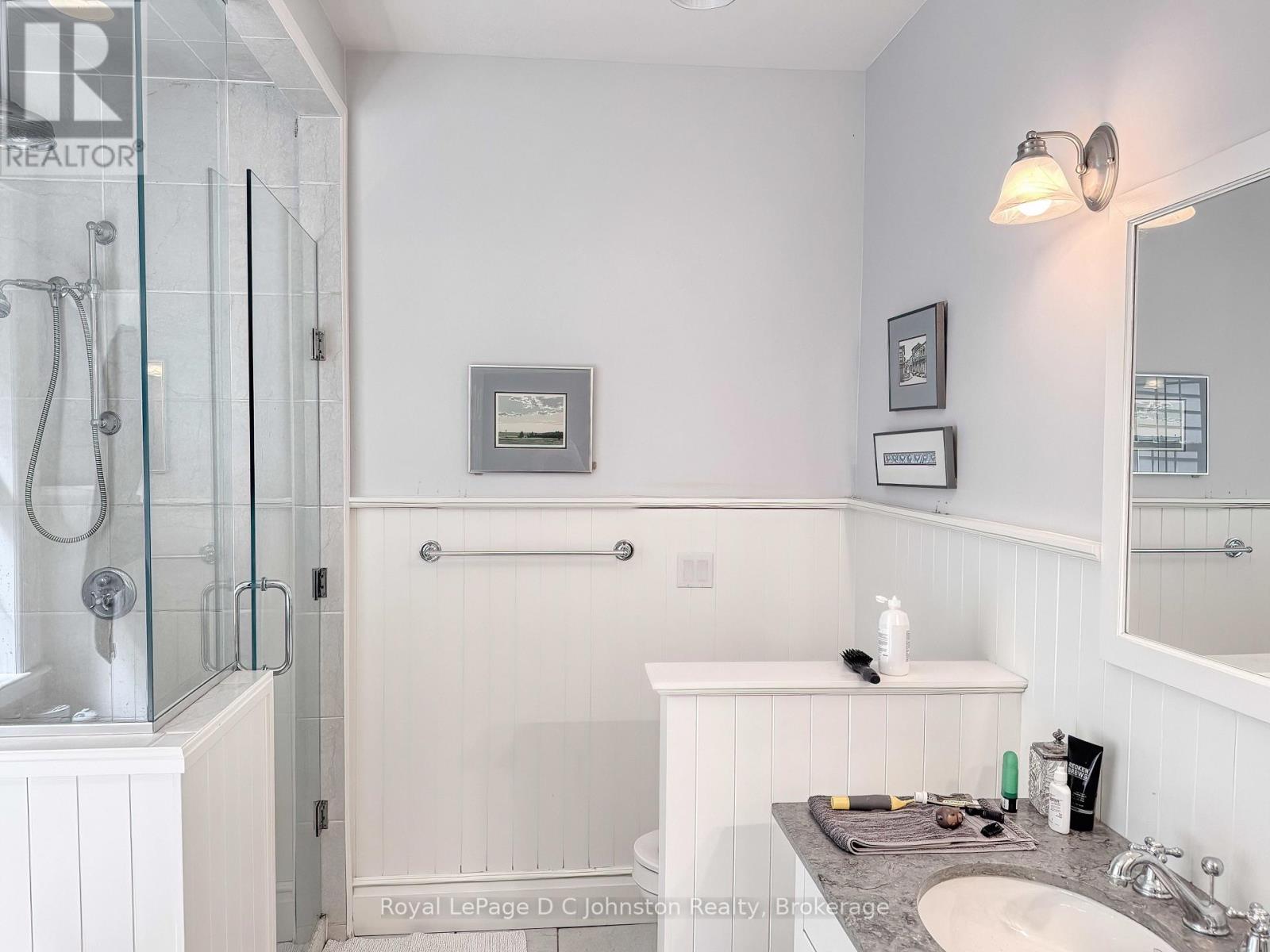 207 Beacon Lane, Saugeen Shores, Ontario  N0H 2L0 - Photo 13 - X12238314