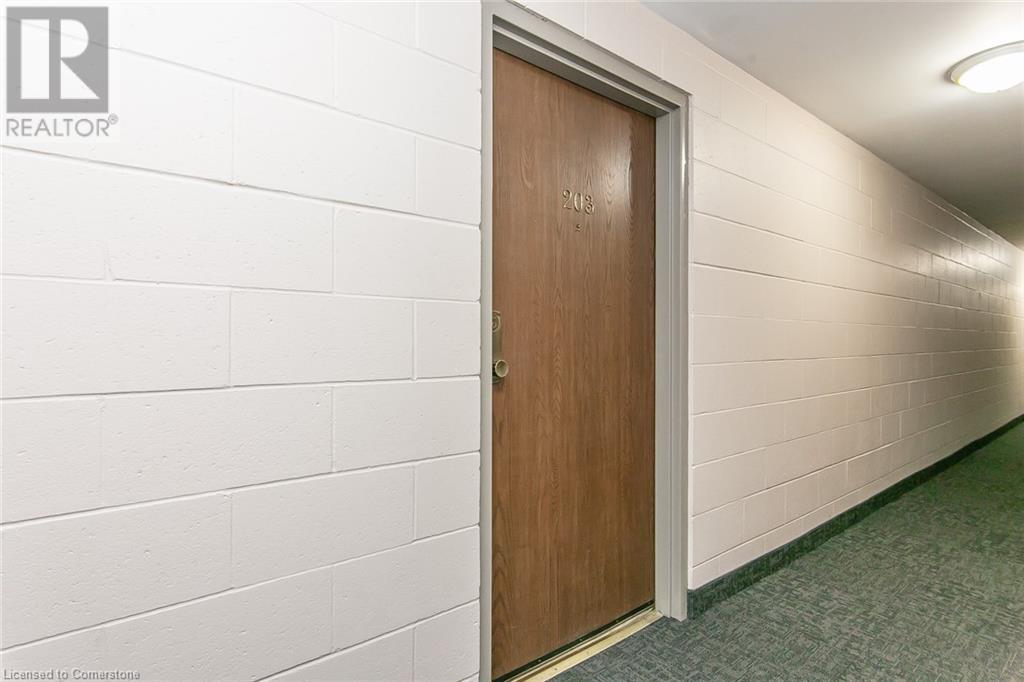30 Avalon Place Unit# 203, Kitchener, Ontario  N2M 4N6 - Photo 8 - 40743367