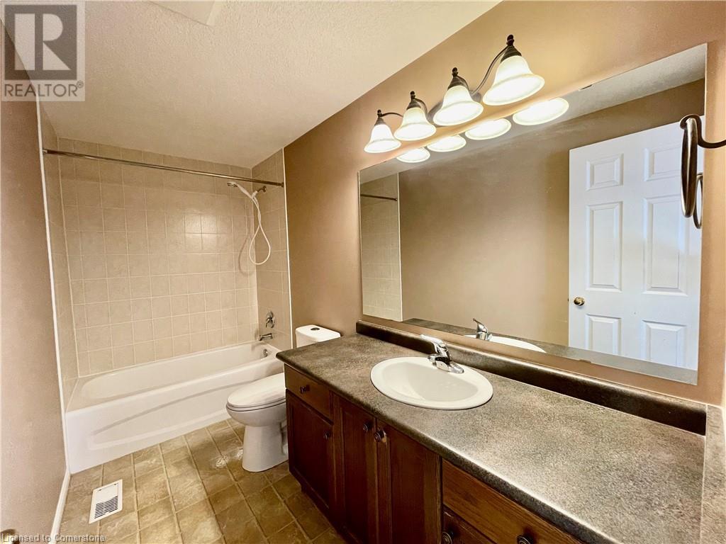 510 Virginia Creeper Street, Waterloo, Ontario  N2V 2W4 - Photo 13 - 40743926