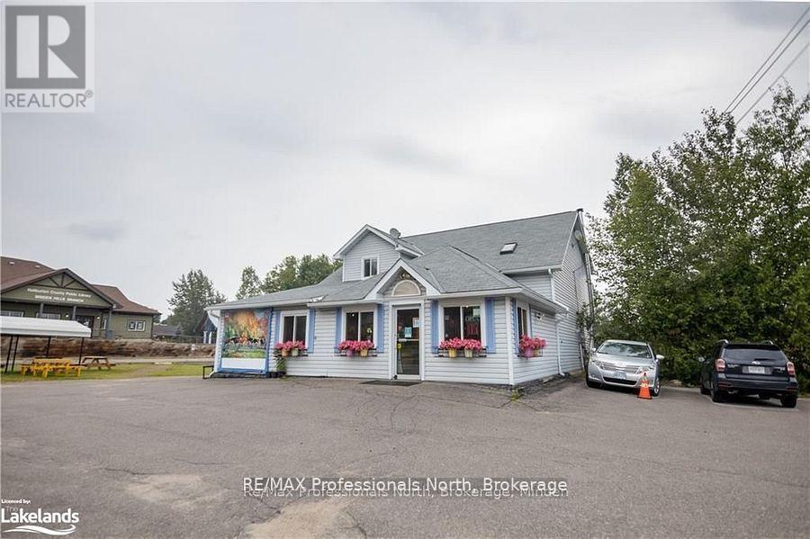 170 Bobcaygeon Road, Minden Hills, Ontario  K0M 2K0 - Photo 38 - X12238473