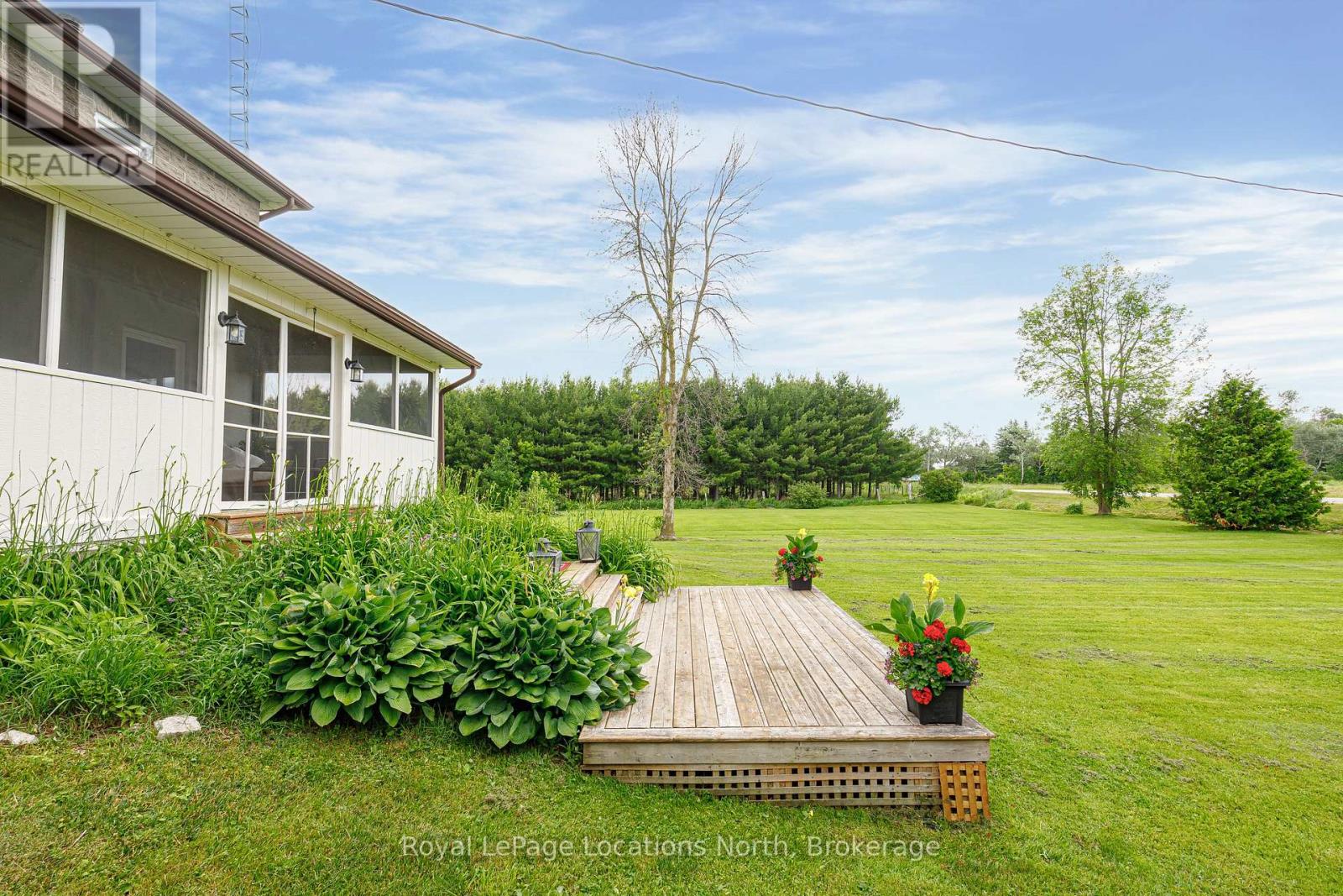 5576 Concession 6 Road, Clearview, Ontario  L0M 1N0 - Photo 3 - S12238552