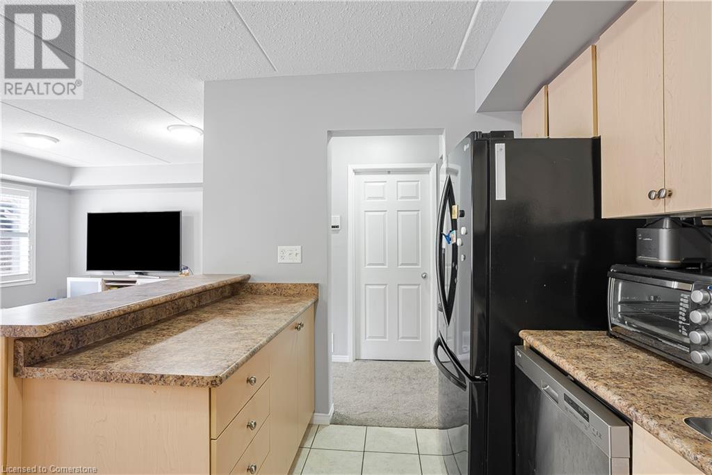 12 Holborn Street Unit# B11, Kitchener, Ontario  N2A 0A4 - Photo 12 - 40743005