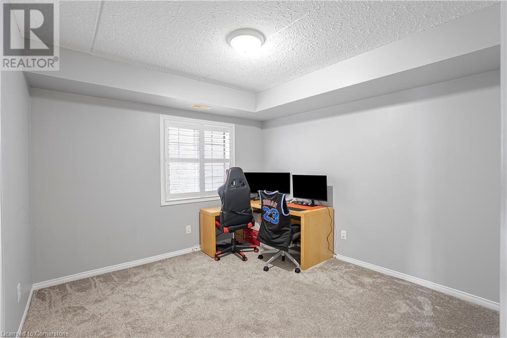 12 Holborn Street Unit# B11, Kitchener, Ontario  N2A 0A4 - Photo 18 - 40743005