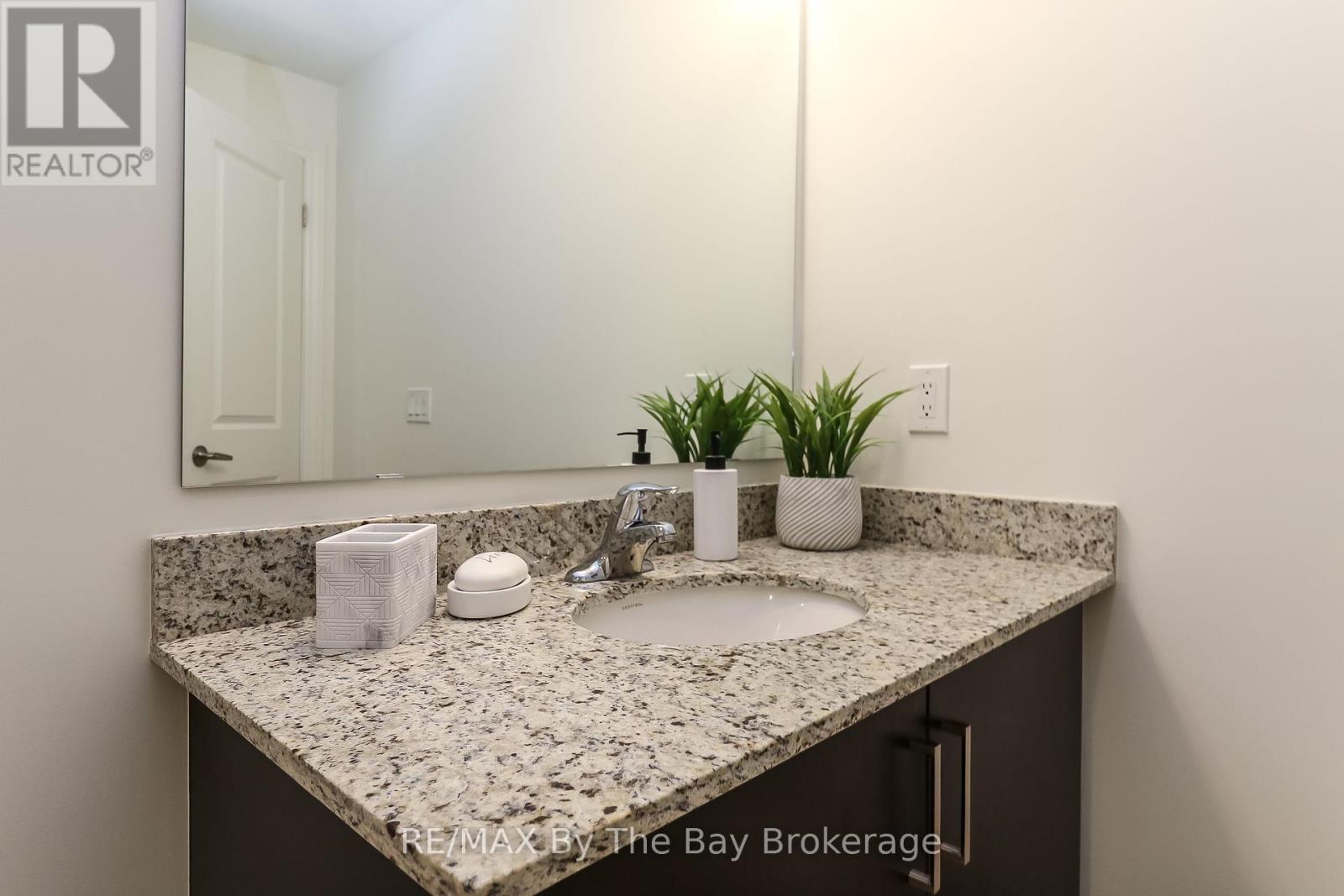 205 - 17 Spooner Crescent, Collingwood, Ontario  L9Y 1T3 - Photo 32 - S12238802