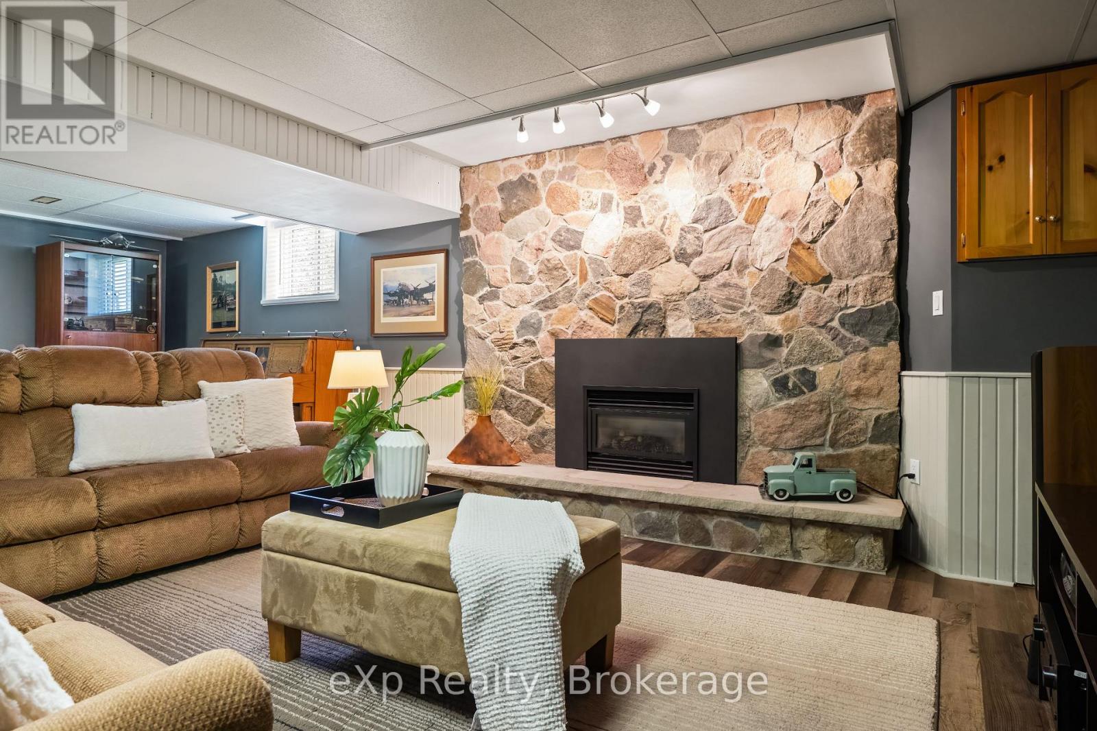 1806 Perth 139 Road, Perth South, Ontario  N4X 1C8 - Photo 24 - X12238807