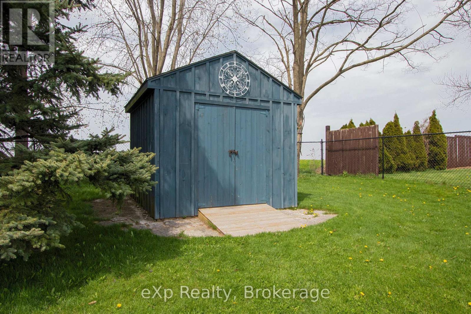 1806 Perth 139 Road, Perth South, Ontario  N4X 1C8 - Photo 36 - X12238807