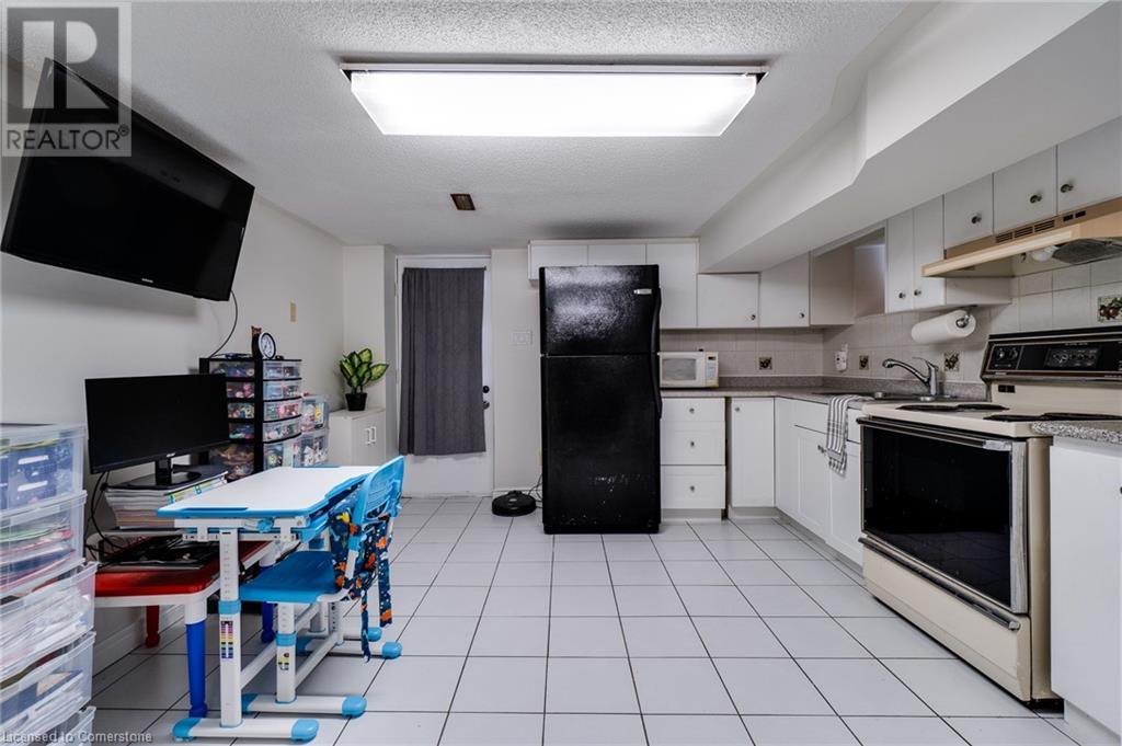 1315 Lansdowne Avenue, Toronto, Ontario  M6H 3Z9 - Photo 32 - 40739917