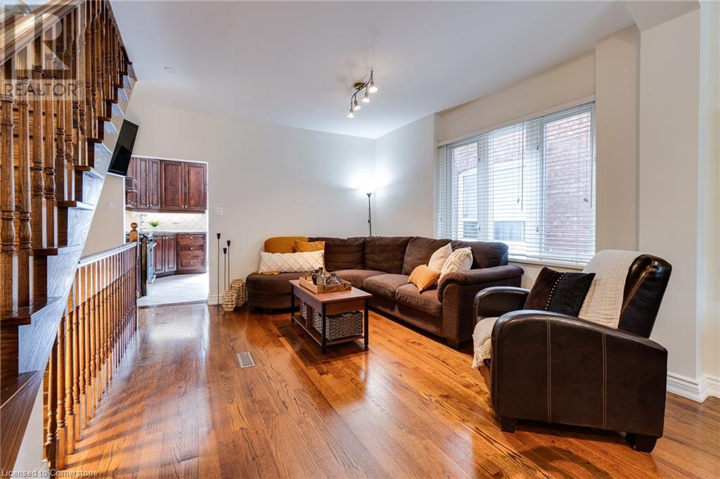 1315 Lansdowne Avenue, Toronto, Ontario  M6H 3Z9 - Photo 6 - 40739917
