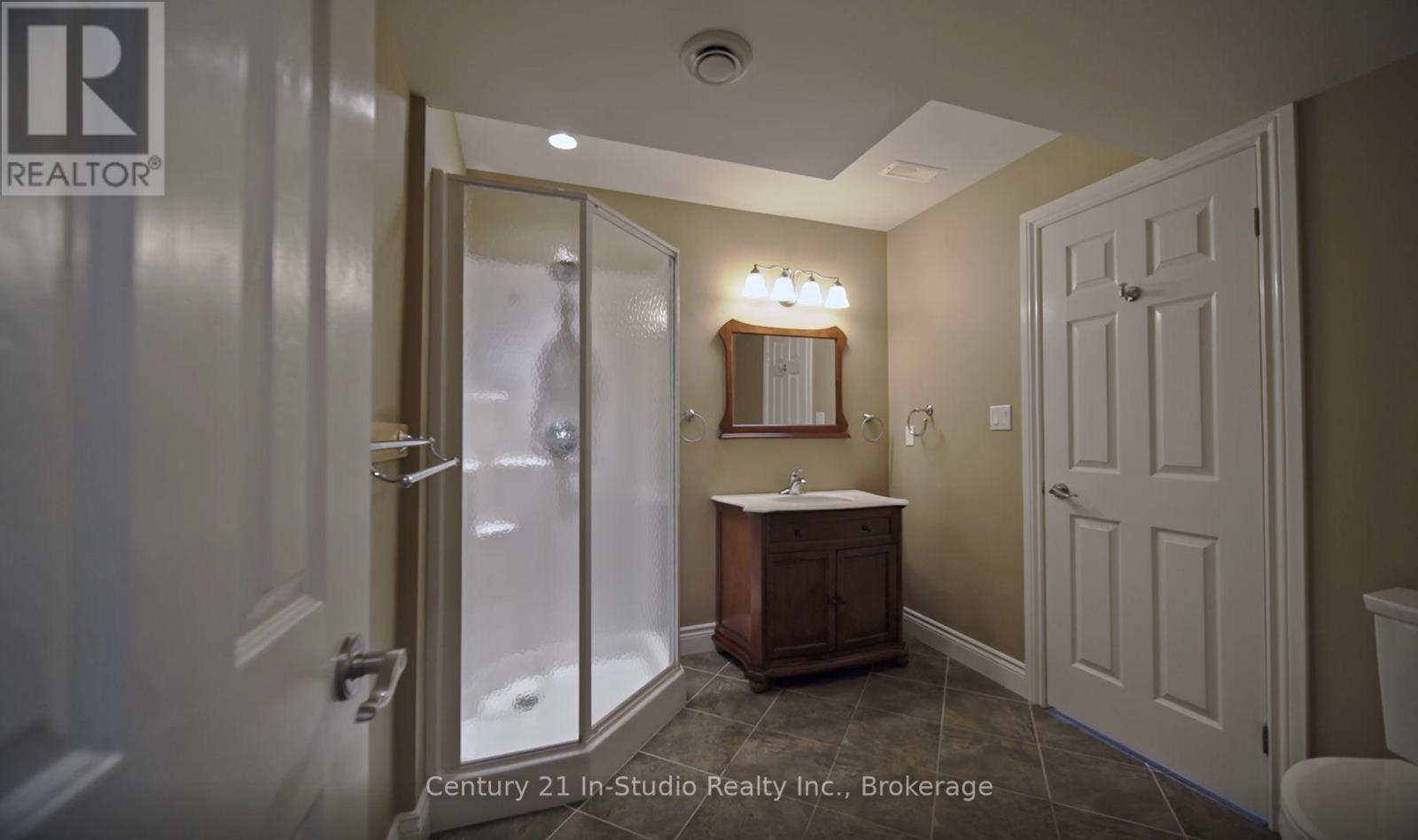 17 - 190 Morpeth Street, Saugeen Shores, Ontario  N0H 2L0 - Photo 32 - X12238839