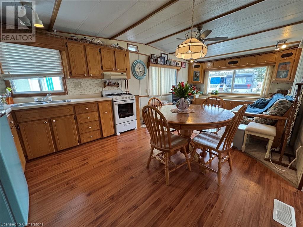 580 Beaver Creek Road Unit# 194, Waterloo, Ontario  N2J 3Z4 - Photo 16 - 40744054