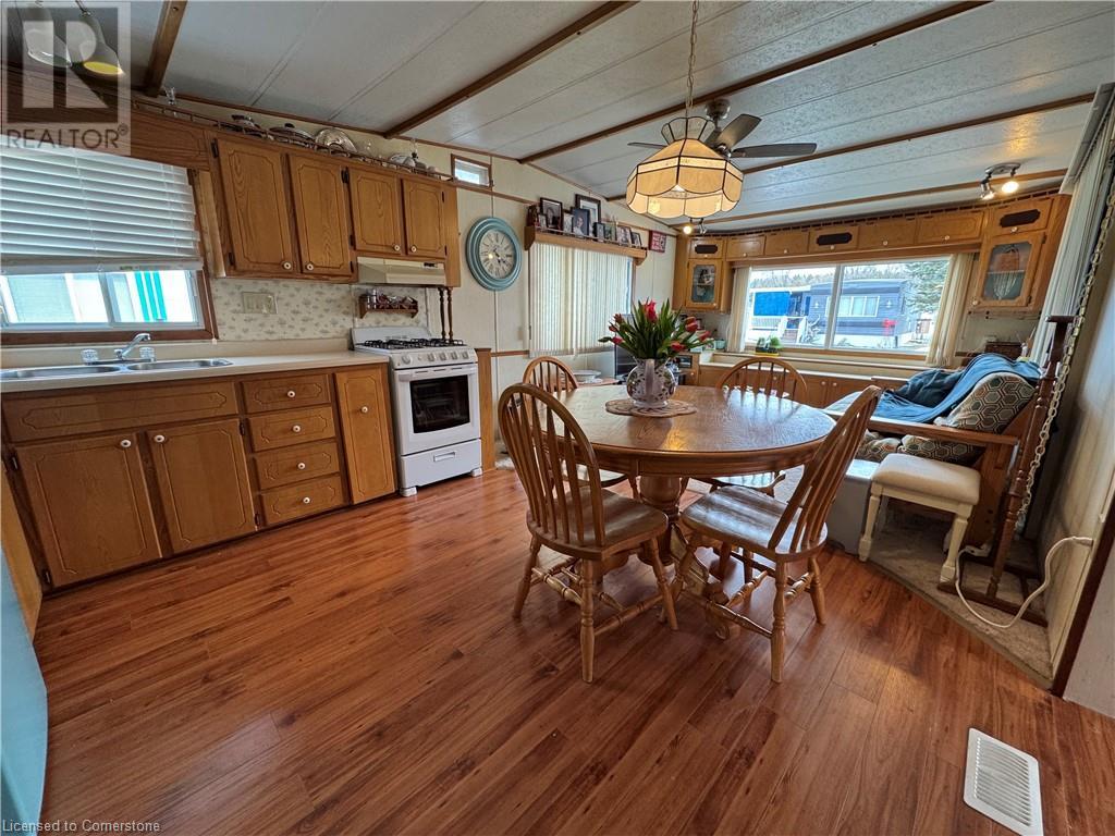 580 Beaver Creek Road Unit# 194, Waterloo, Ontario  N2J 3Z4 - Photo 17 - 40744054