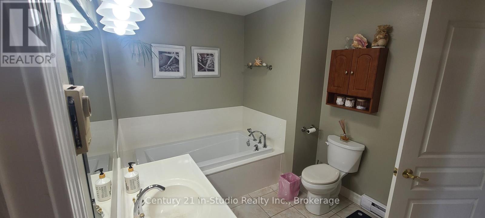 786 8th Street E, Owen Sound, Ontario  N4K 1L9 - Photo 22 - X12238871