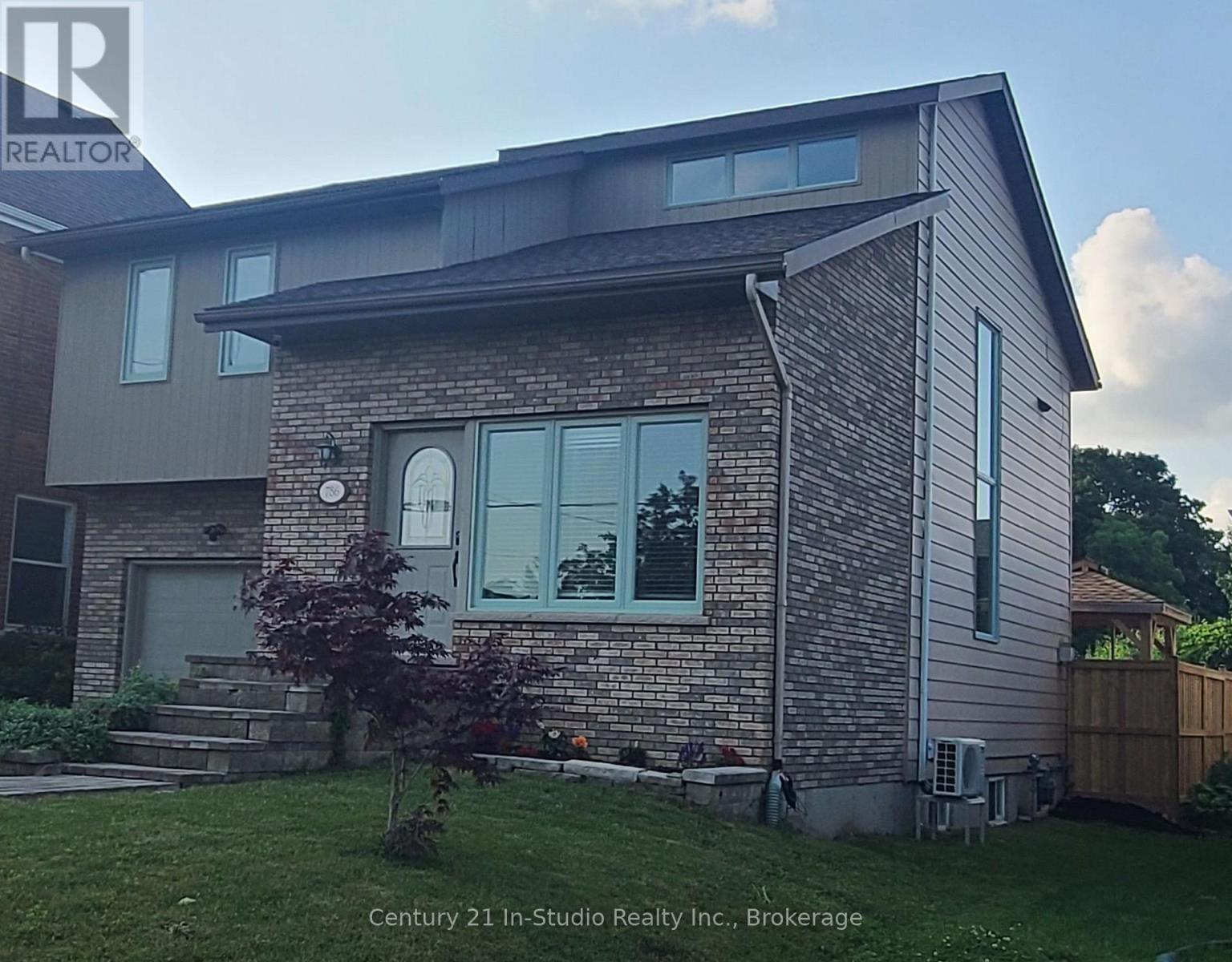 786 8th Street E, Owen Sound, Ontario  N4K 1L9 - Photo 3 - X12238871