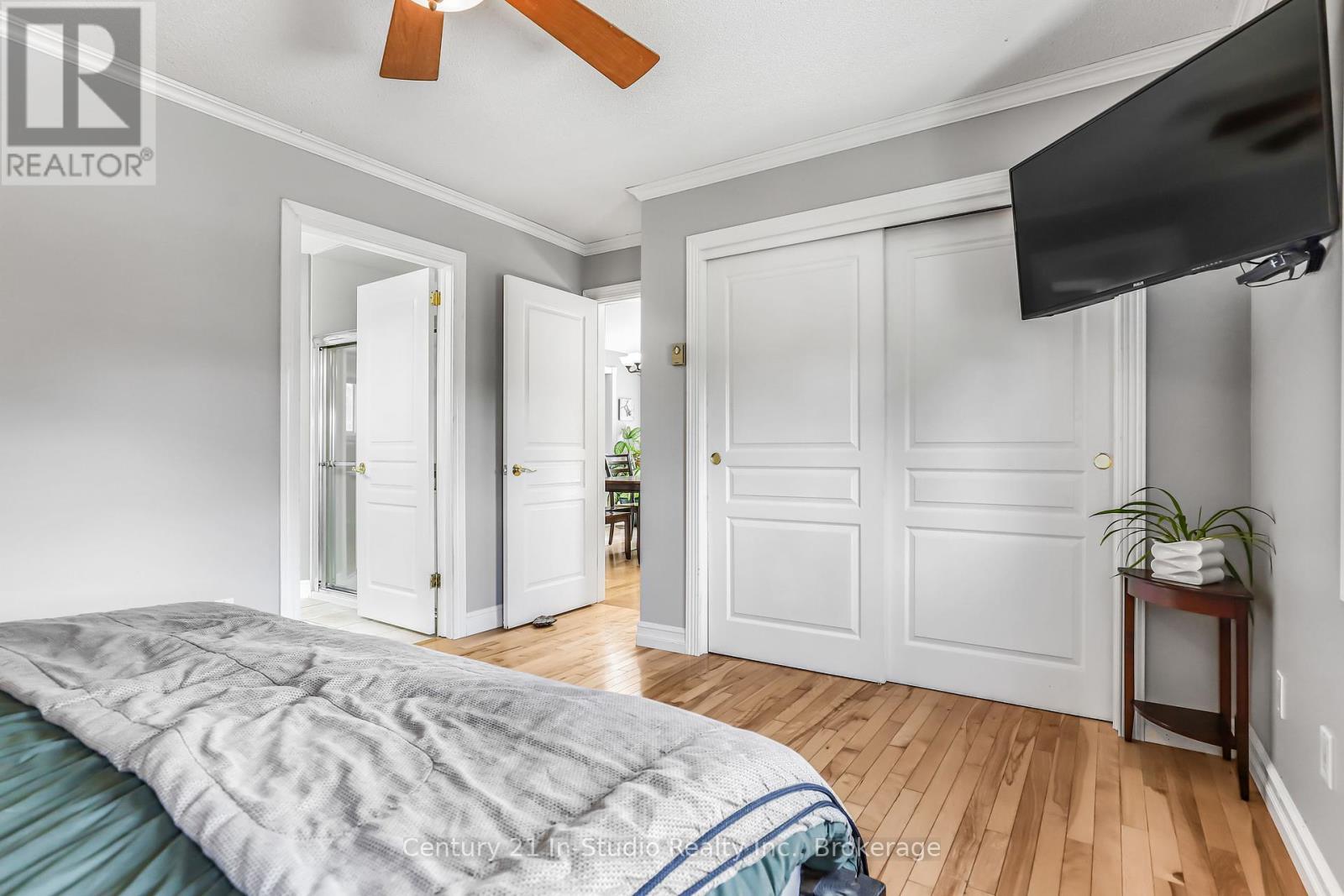 786 8th Street E, Owen Sound, Ontario  N4K 1L9 - Photo 32 - X12238871