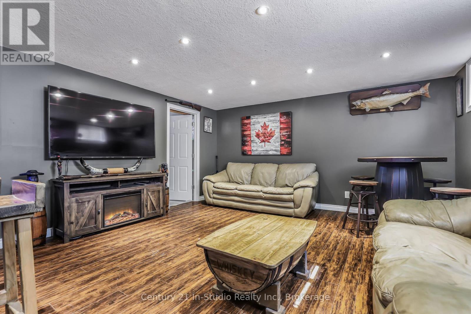 786 8th Street E, Owen Sound, Ontario  N4K 1L9 - Photo 48 - X12238871