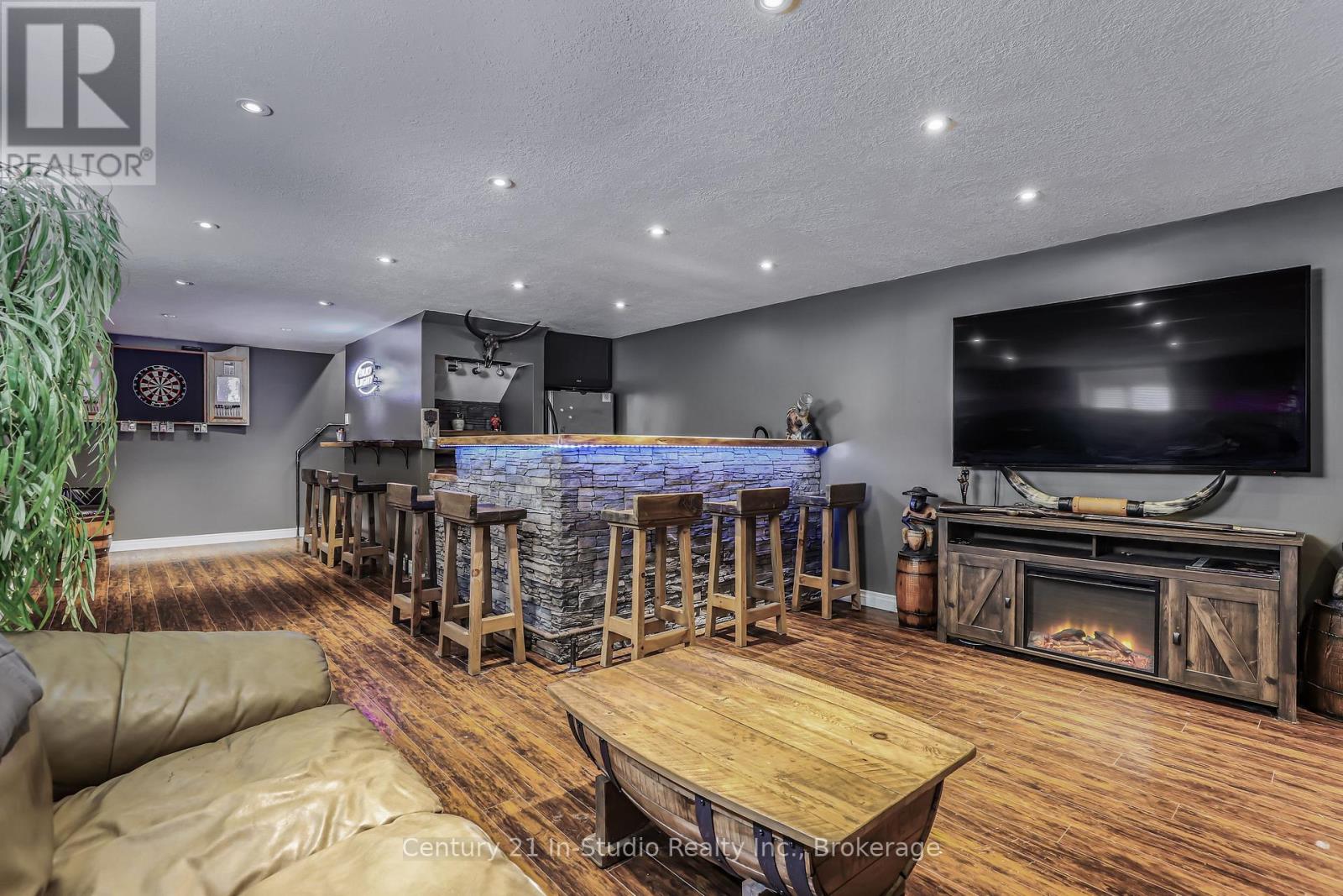 786 8th Street E, Owen Sound, Ontario  N4K 1L9 - Photo 49 - X12238871