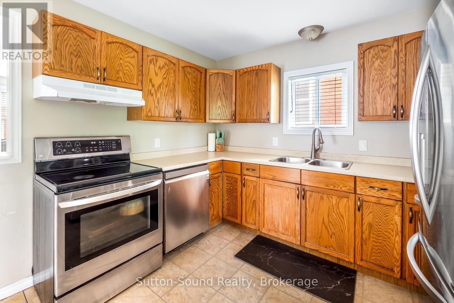 428 11th A Street W, Owen Sound, Ontario  N4K 3T5 - Photo 13 - X12238878