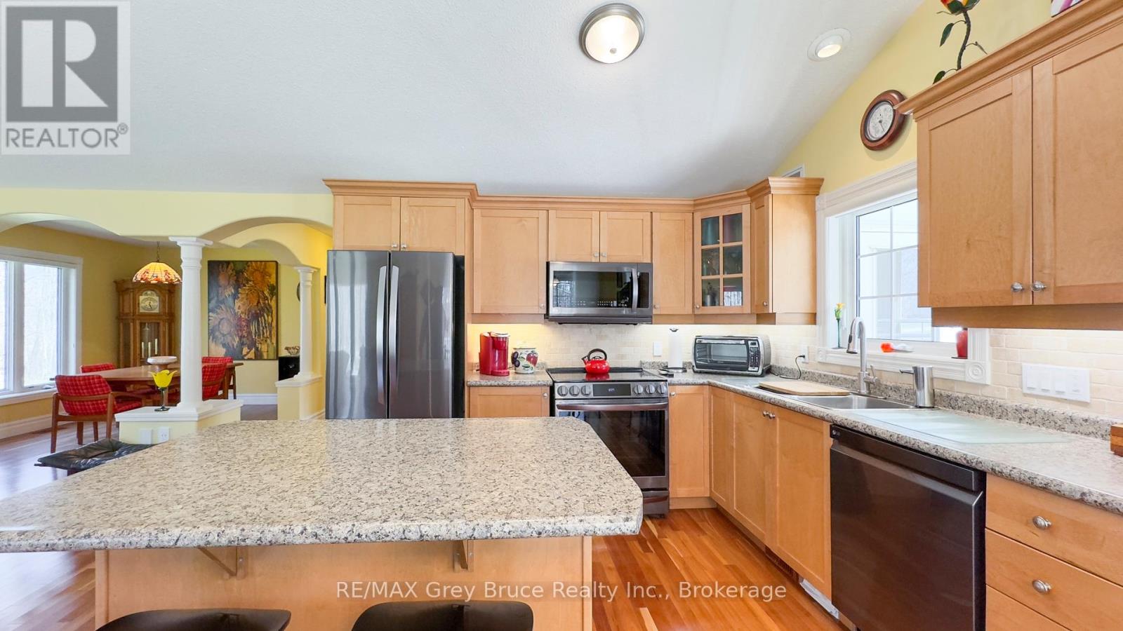 720291 20 Side Road, Chatsworth, Ontario  N0H 1R0 - Photo 12 - X12238942