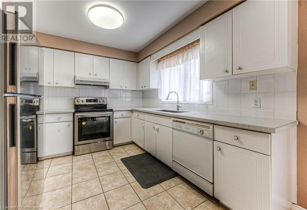142 Westforest Trail, Kitchener, Ontario  N2N 3B2 - Photo 15 - 40744064