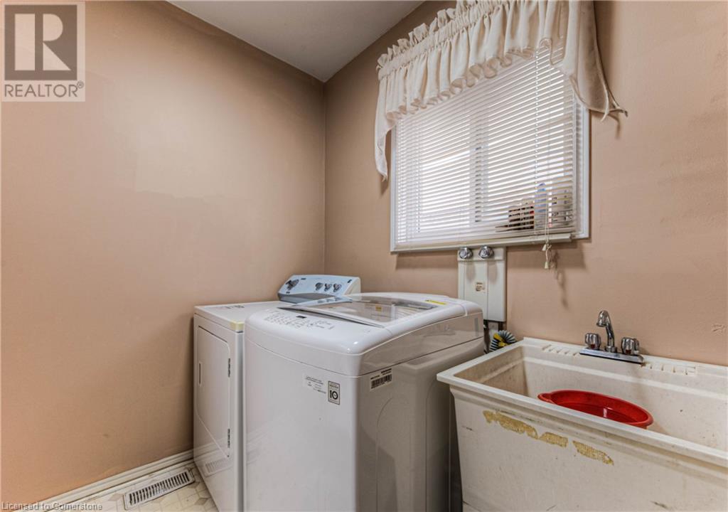 142 Westforest Trail, Kitchener, Ontario  N2N 3B2 - Photo 21 - 40744064