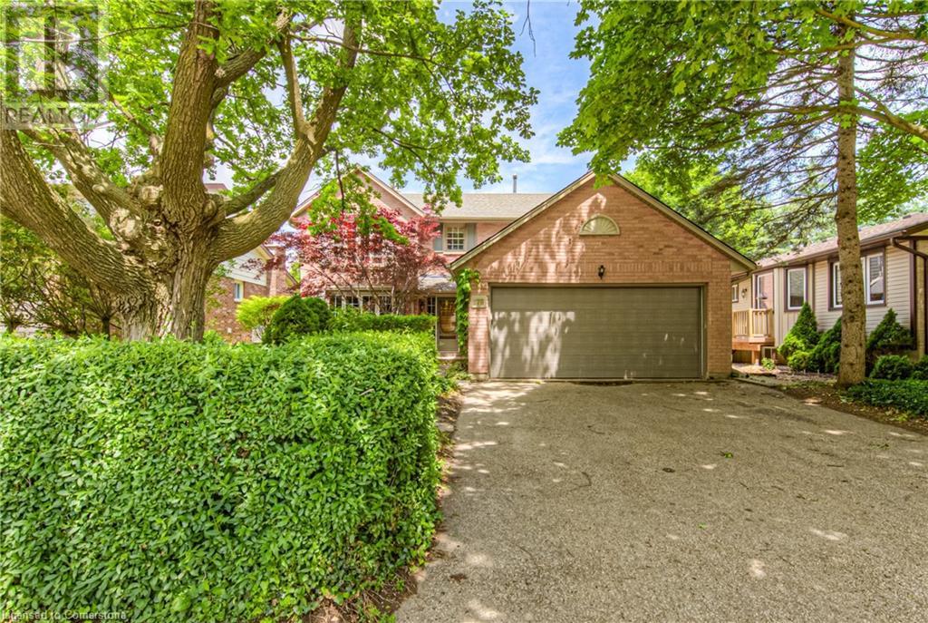 179 Woodbend Crescent, Waterloo, Ontario  N2T 1G9 - Photo 1 - 40742752