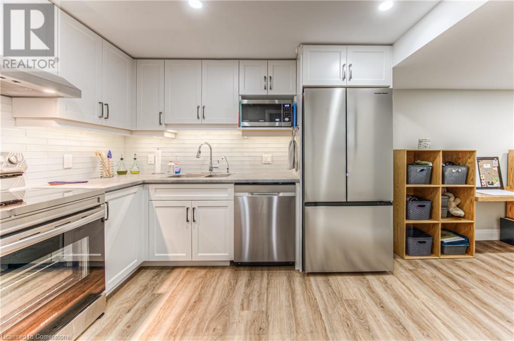 179 Woodbend Crescent, Waterloo, Ontario  N2T 1G9 - Photo 30 - 40742752