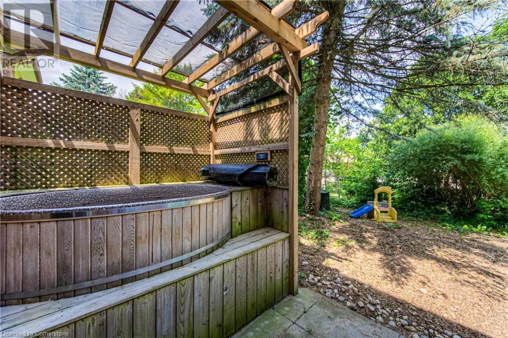 179 Woodbend Crescent, Waterloo, Ontario  N2T 1G9 - Photo 36 - 40742752