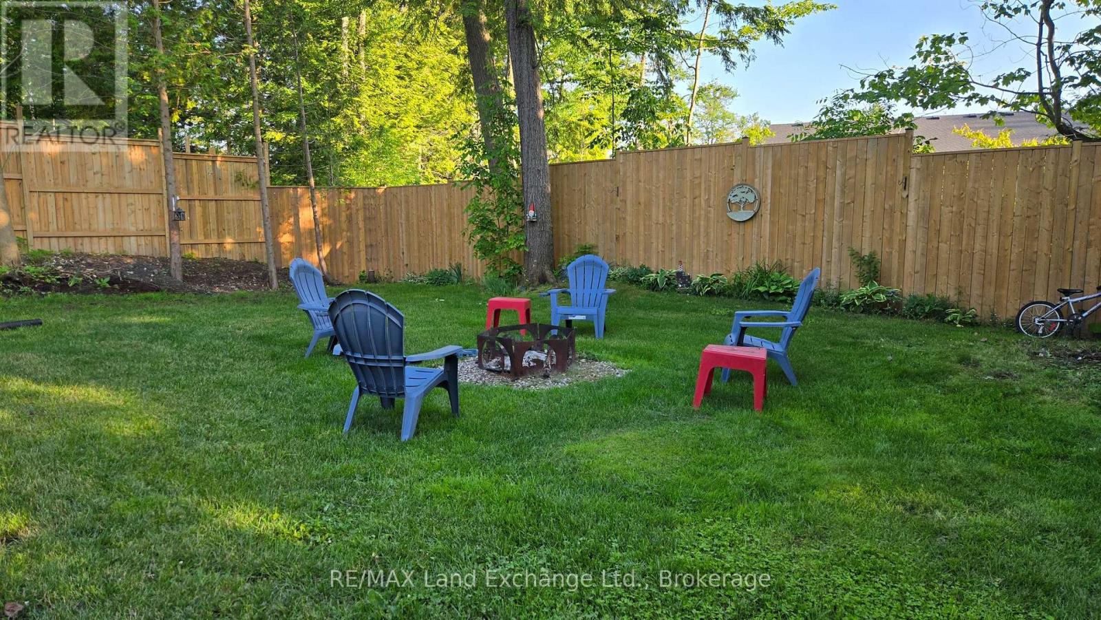 306 Ojibwa Trail, Huron-Kinloss, Ontario  N2Z 2X3 - Photo 2 - X12239113