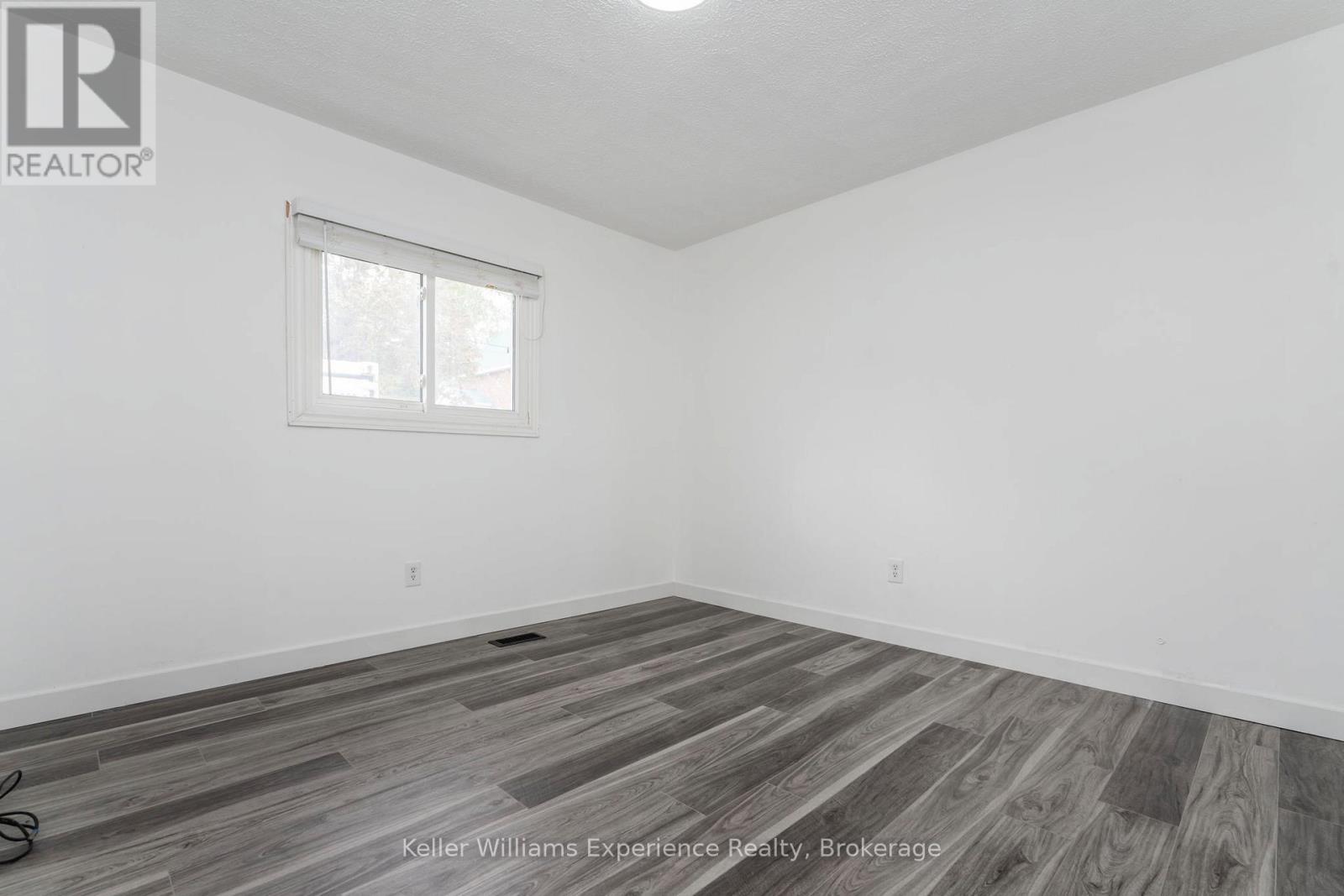 258 Ruby Street, Midland, Ontario  L4R 2L4 - Photo 11 - S12239166