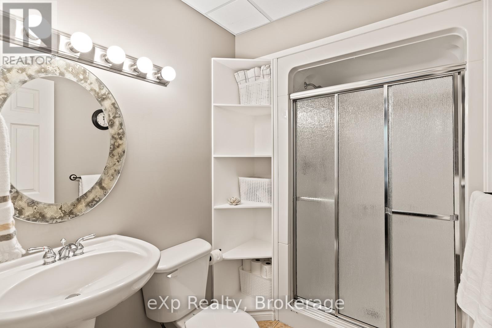 900 Berford Street, South Bruce Peninsula, Ontario  N0H 2T0 - Photo 37 - X12239256