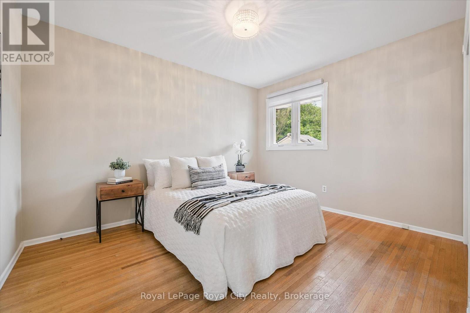 190 Waverley Drive, Guelph, Ontario  N1E 1H4 - Photo 23 - X12239270