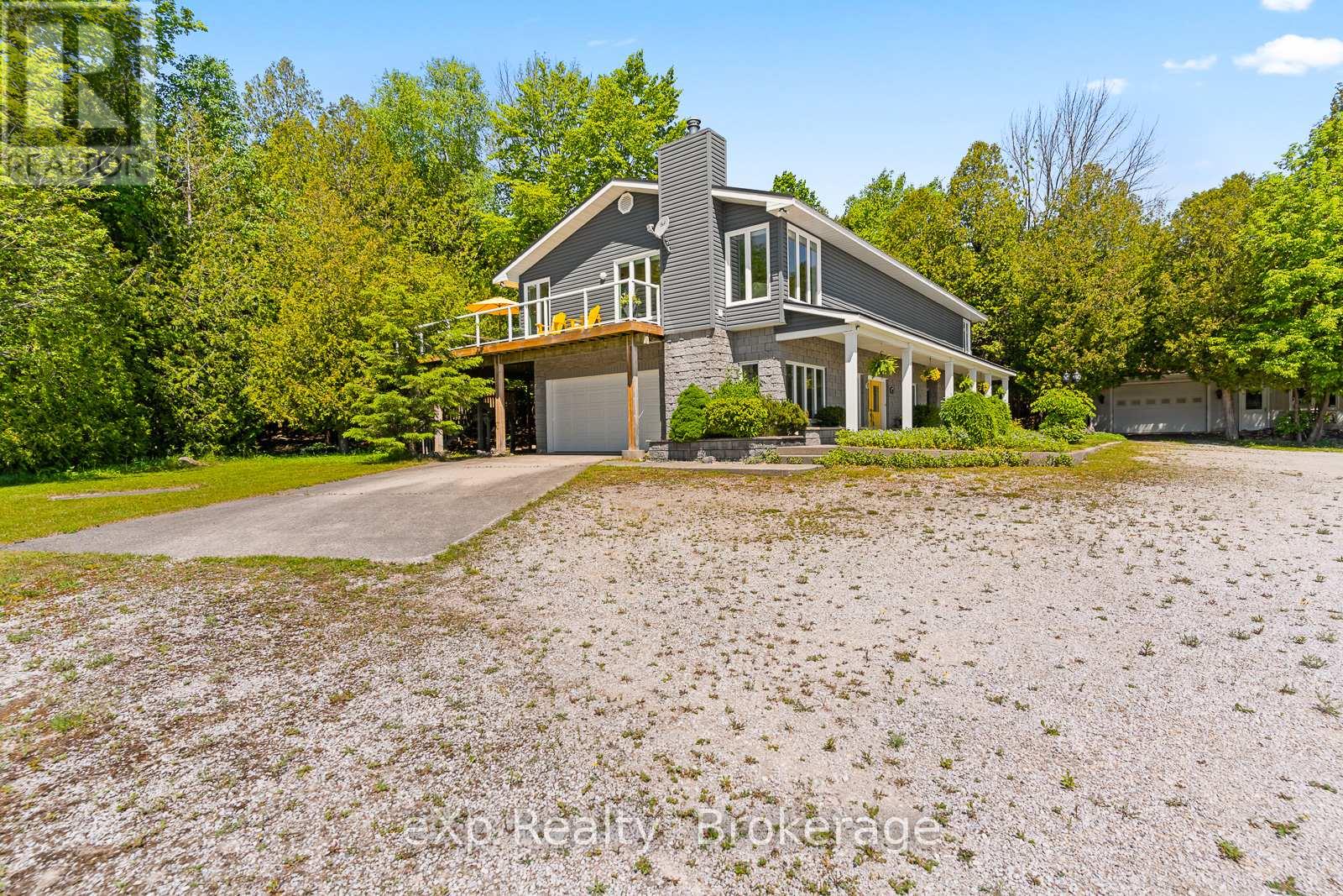 900 Berford Street, South Bruce Peninsula, Ontario  N0H 2T0 - Photo 2 - X12239277