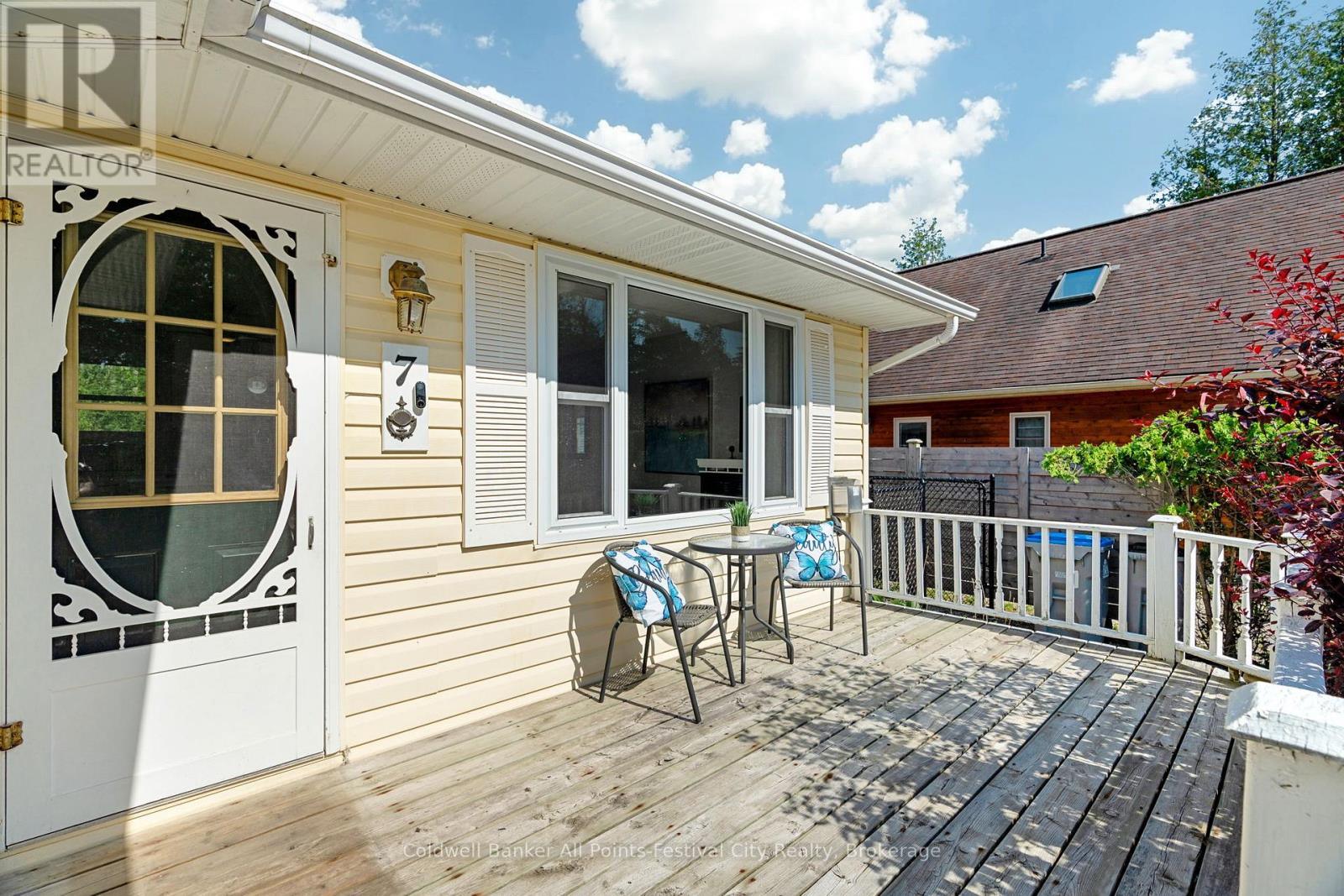 7 Andrews Crescent, Central Huron, Ontario  N7A 3X8 - Photo 3 - X12239314