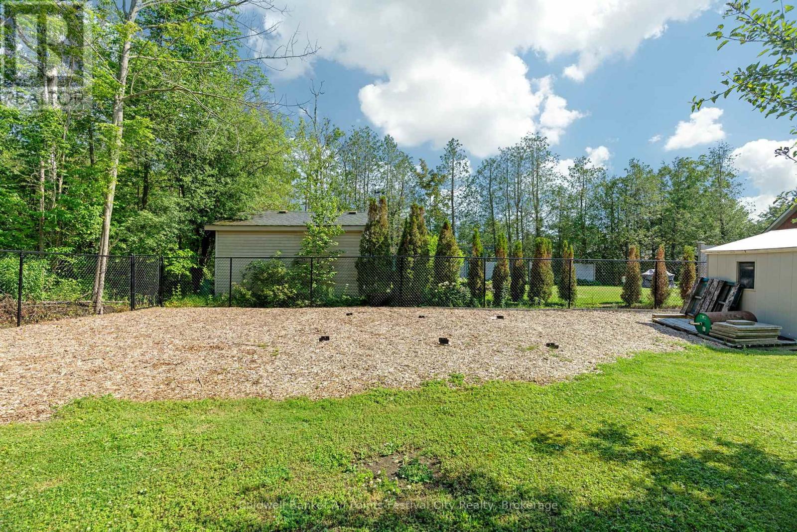7 Andrews Crescent, Central Huron, Ontario  N7A 3X8 - Photo 32 - X12239314