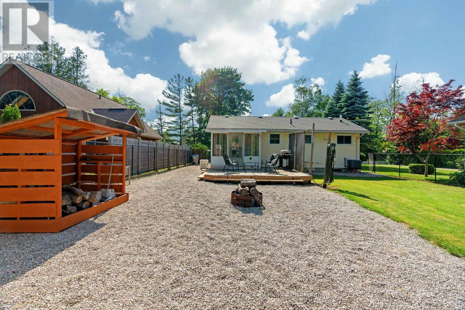 7 Andrews Crescent, Central Huron, Ontario  N7A 3X8 - Photo 34 - X12239314