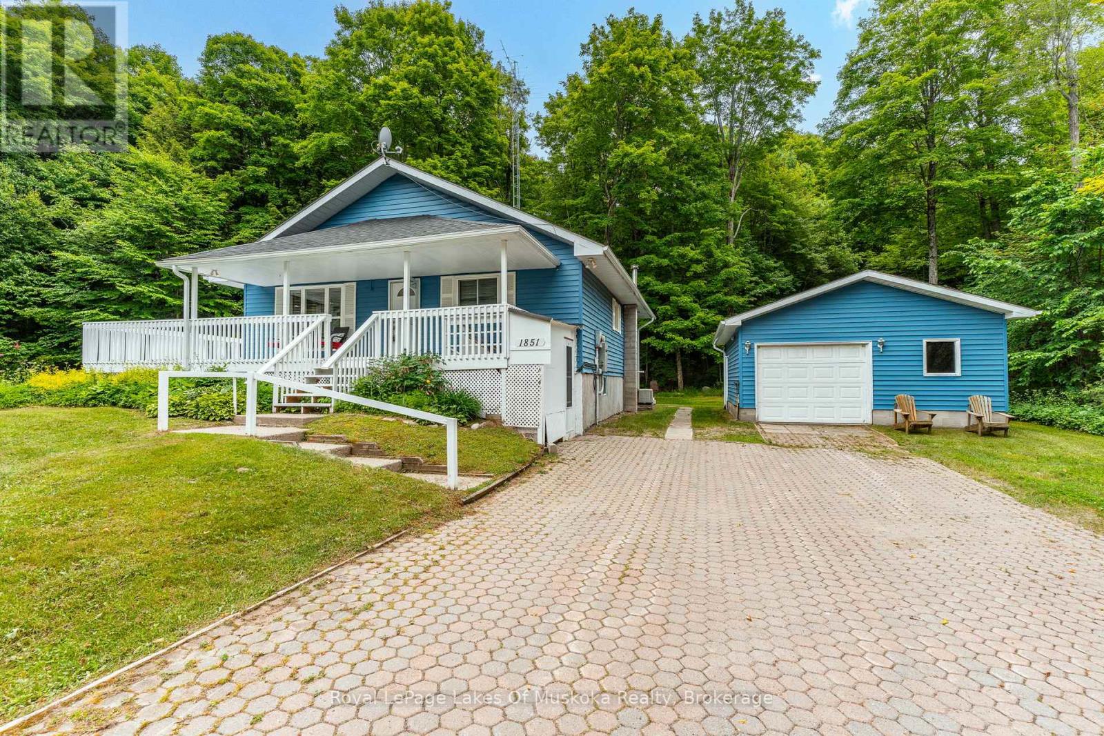 1851 Cedar Lane, Bracebridge, Ontario  P1L 1W9 - Photo 1 - X12239422