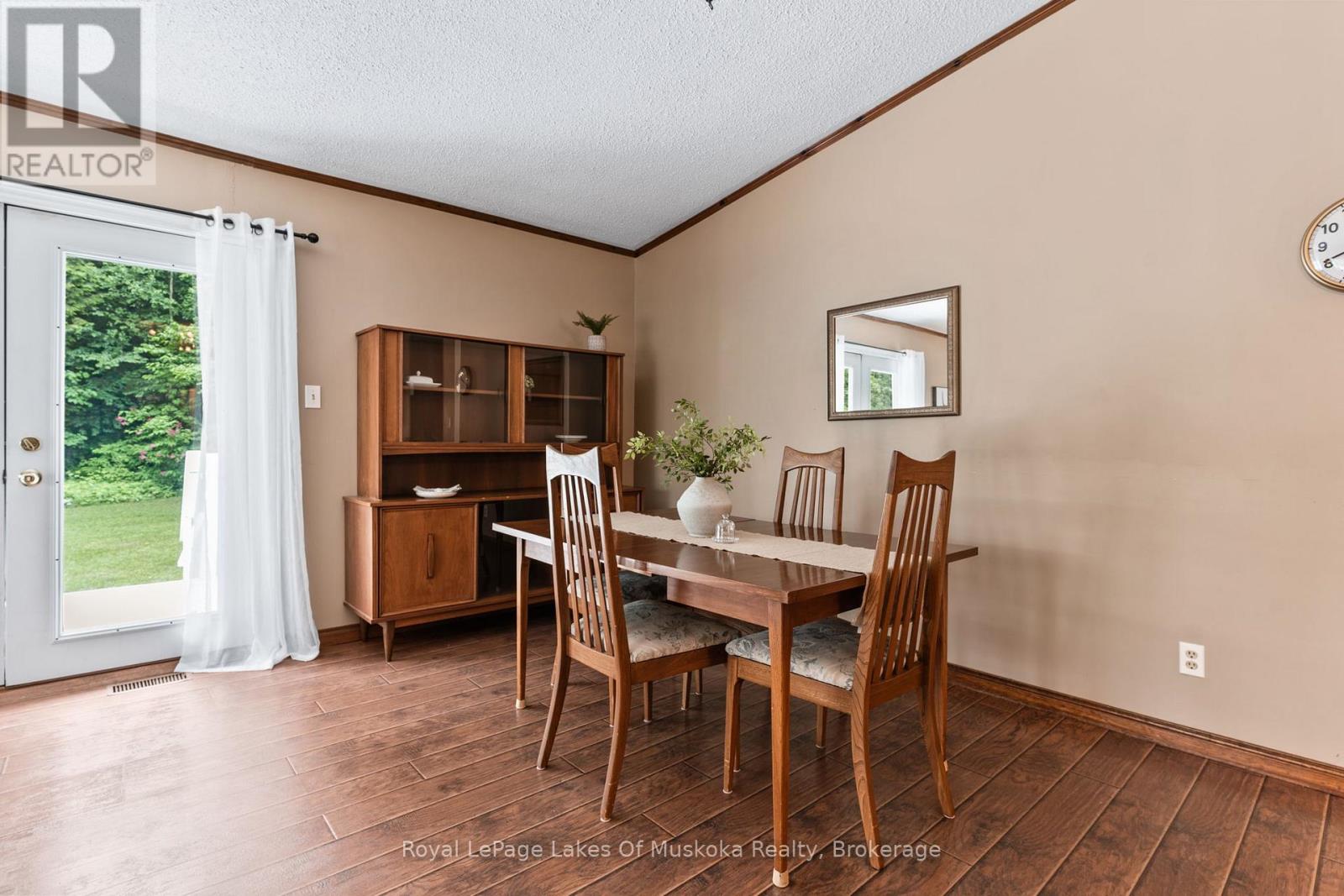 1851 Cedar Lane, Bracebridge, Ontario  P1L 1W9 - Photo 12 - X12239422