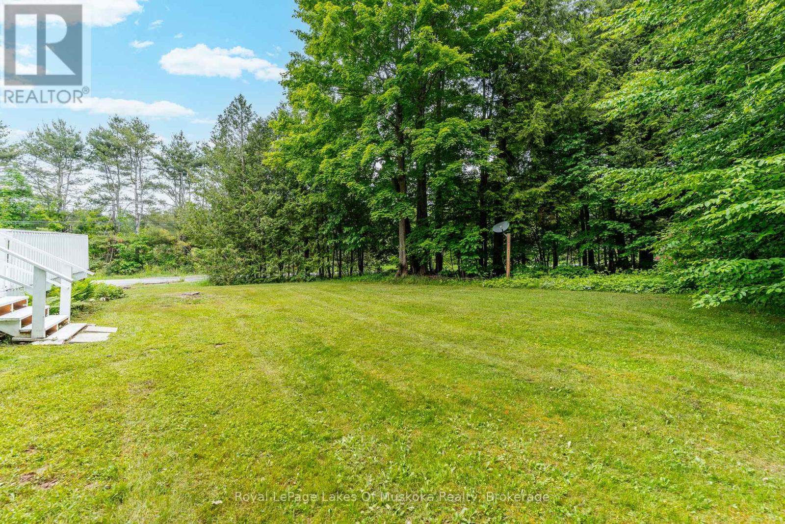 1851 Cedar Lane, Bracebridge, Ontario  P1L 1W9 - Photo 31 - X12239422