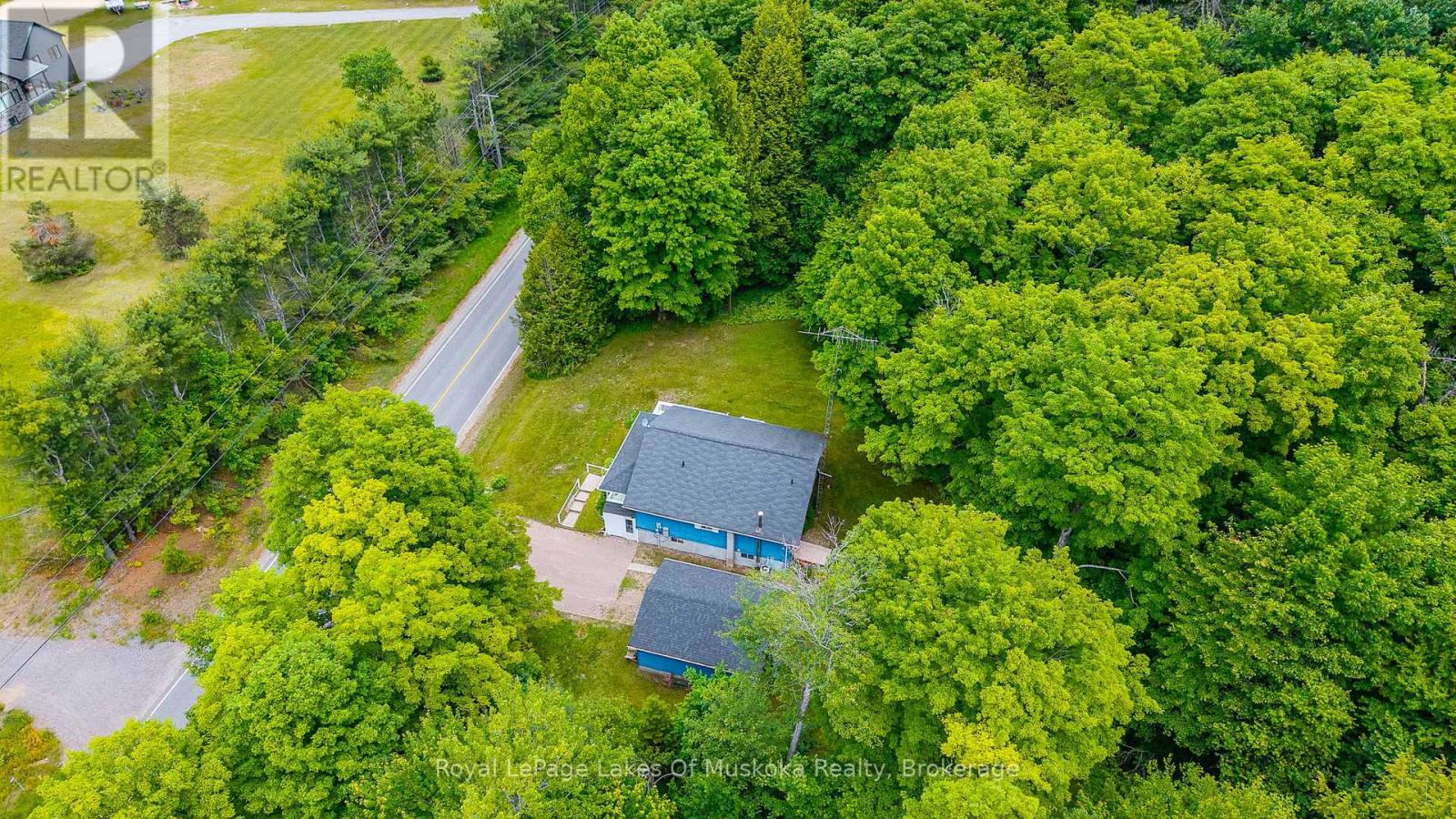 1851 Cedar Lane, Bracebridge, Ontario  P1L 1W9 - Photo 39 - X12239422