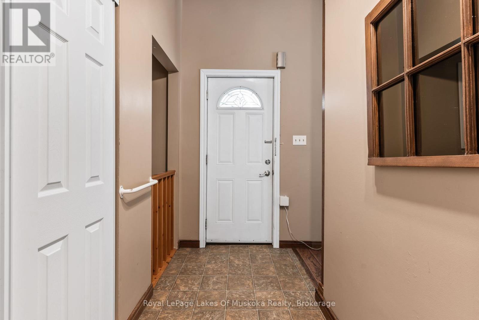 1851 Cedar Lane, Bracebridge, Ontario  P1L 1W9 - Photo 8 - X12239422