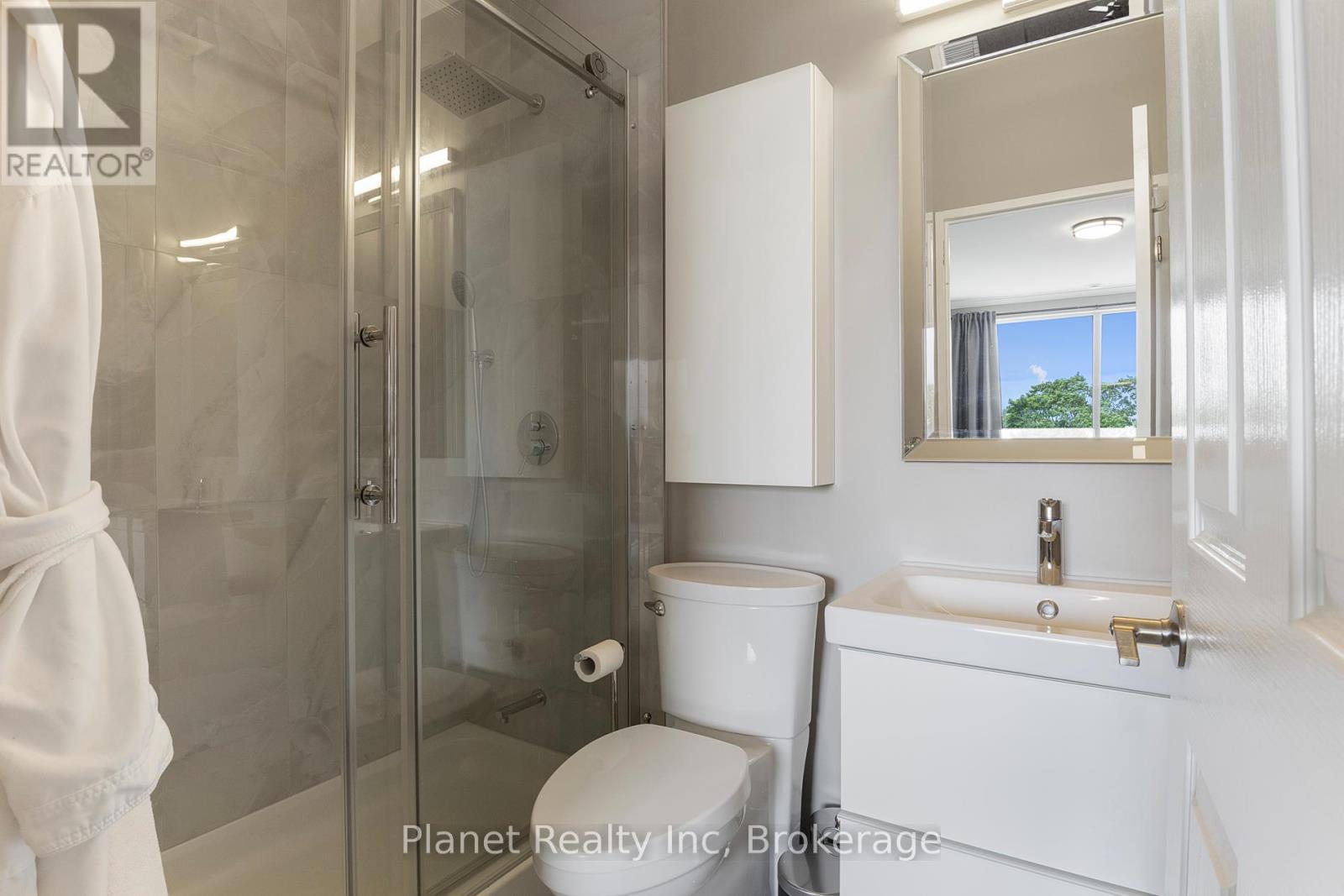 507 - 60 Wyndham Street S, Guelph, Ontario  N1E 7H7 - Photo 18 - X12239452