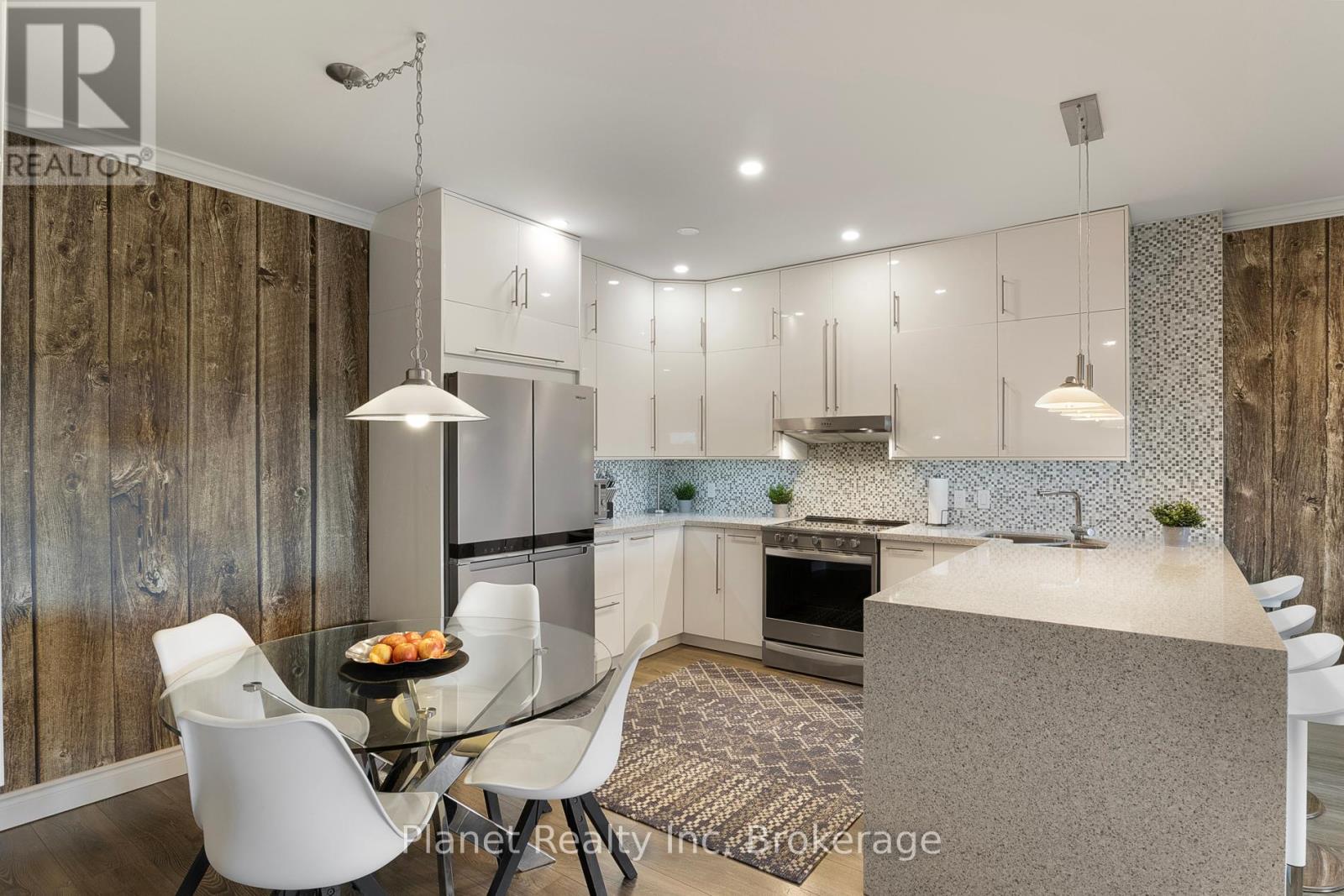 507 - 60 Wyndham Street S, Guelph, Ontario  N1E 7H7 - Photo 6 - X12239452
