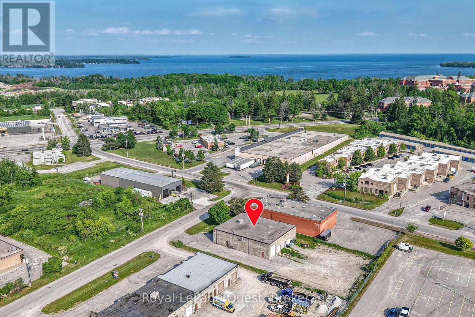 5 Ontario Street, Orillia, Ontario  L3V 0T7 - Photo 6 - S12239542