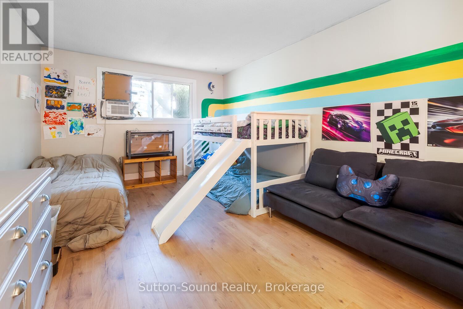 780 Eastwood Drive, Saugeen Shores, Ontario  N0H 2C4 - Photo 12 - X12239550