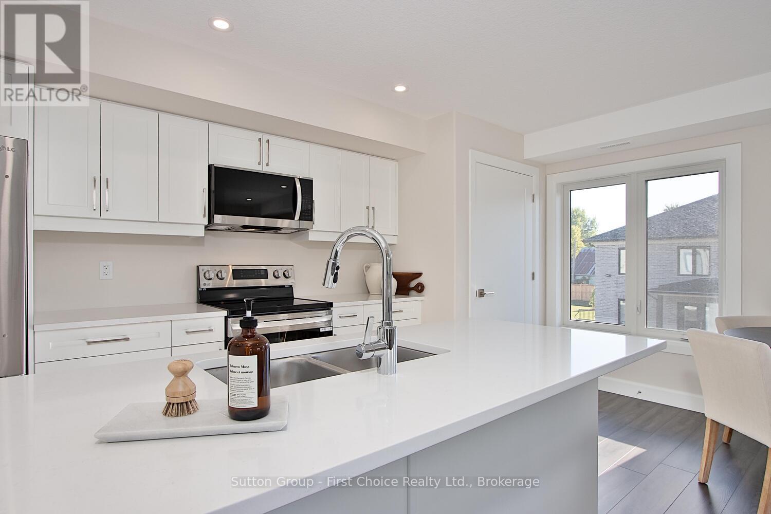 50 - 3202 Vivian Line, Stratford, Ontario  N5A 0K6 - Photo 8 - X12239645