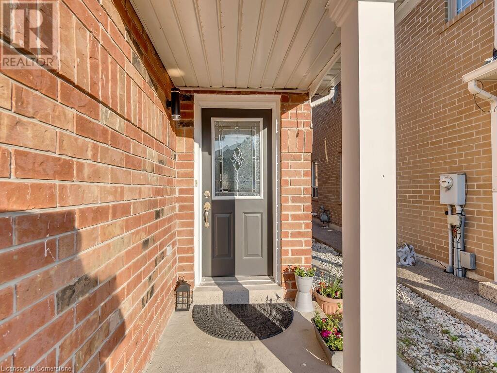 1270 Newell Street, Milton, Ontario  L9T 6C2 - Photo 3 - 40744252