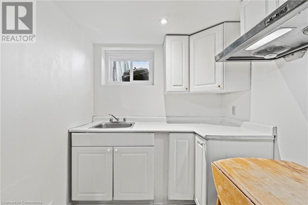 50 West 4th Street, Hamilton, Ontario  L9C 3M4 - Photo 18 - 40744264