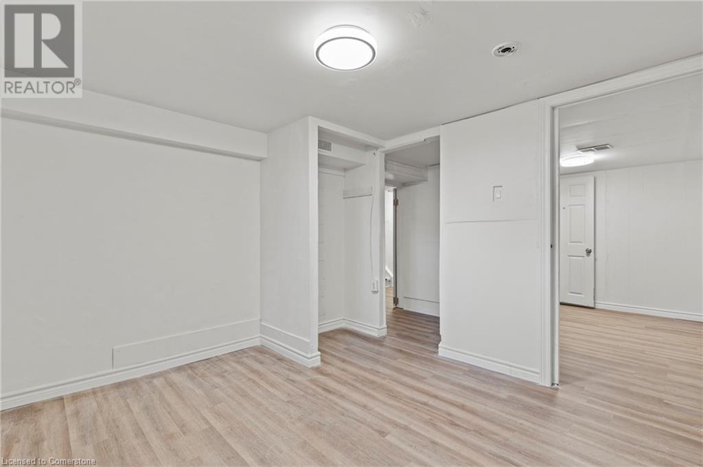50 West 4th Street, Hamilton, Ontario  L9C 3M4 - Photo 21 - 40744264